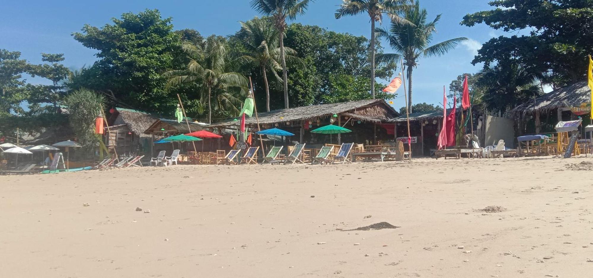 Relax Beach House Hotel Koh Lanta Exterior photo