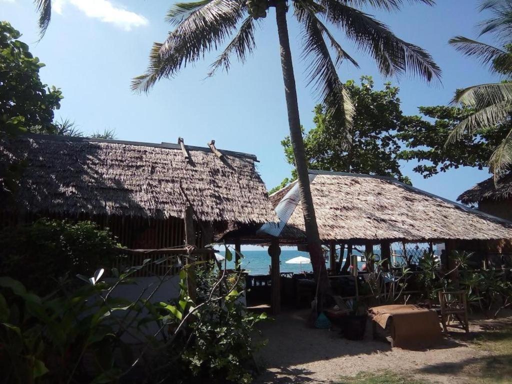 Relax Beach House Hotel Koh Lanta Exterior photo