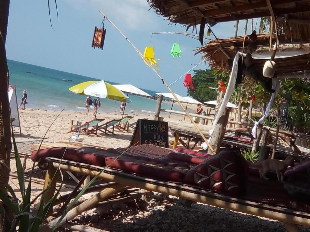 Relax Beach House Koh Lanta Exterior photo